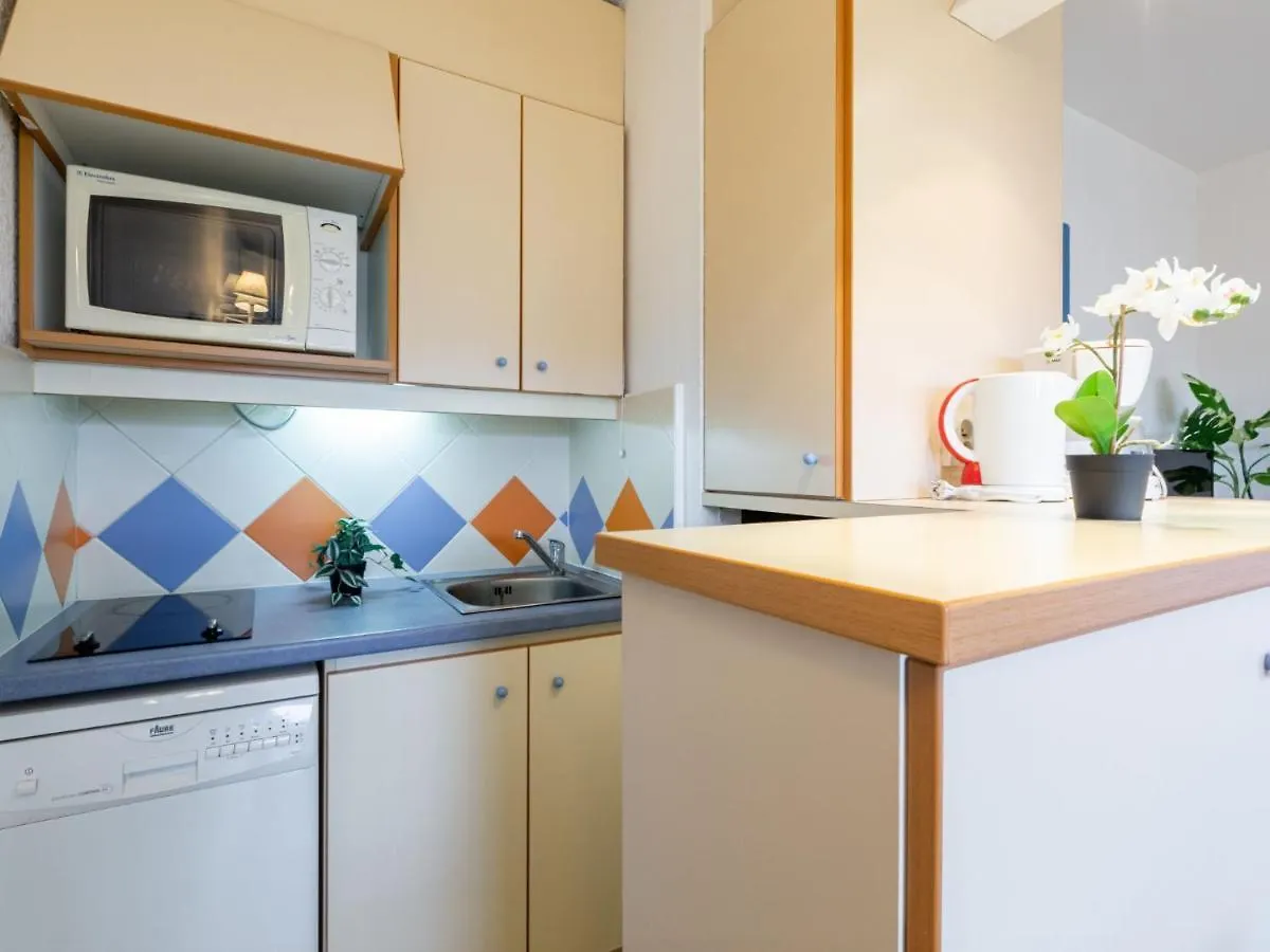 Apartment Les Platanes-3 By Interhome Σαιντ-Μαξίμ